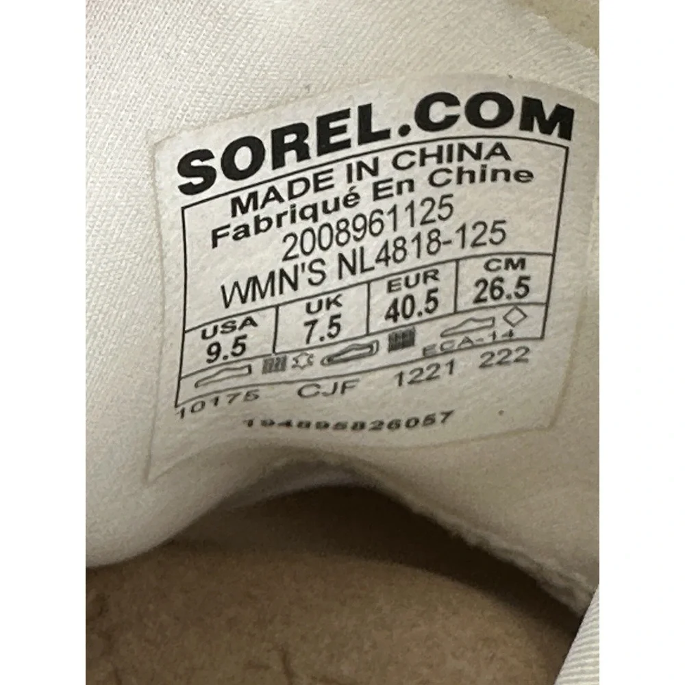 Sorel Women's Shoes NL 4818-125. Size‎ 9.5 Explorer Defy Mid. Green And White